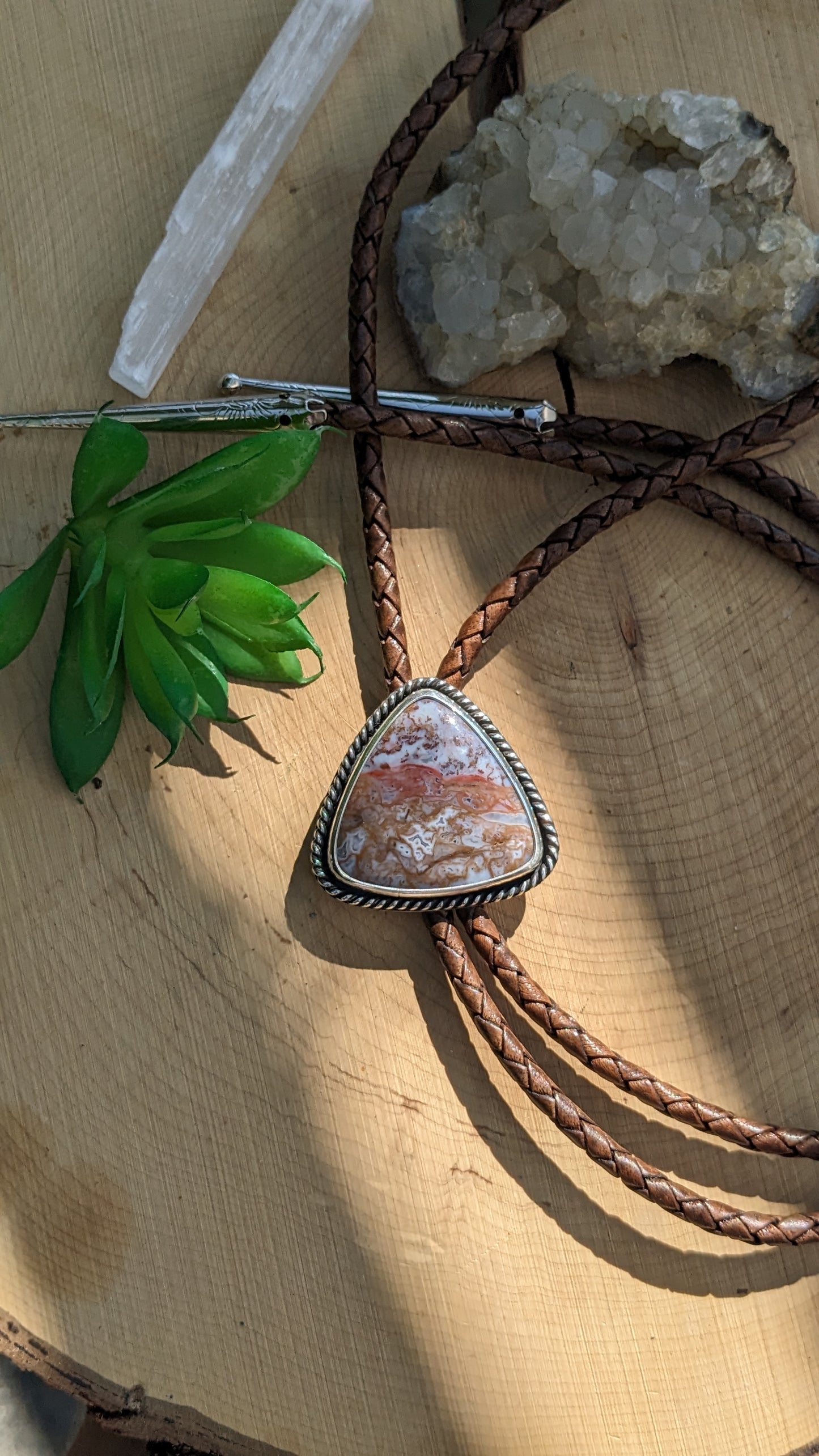 Bloody Basin Agate Bolo